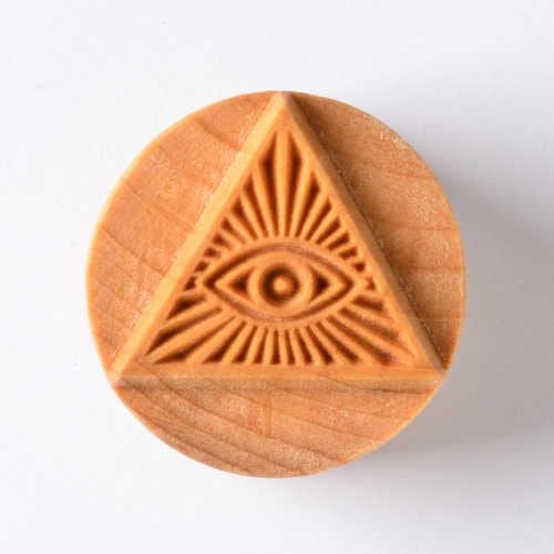 Large Round Stamp 016 - Pyramid Eye