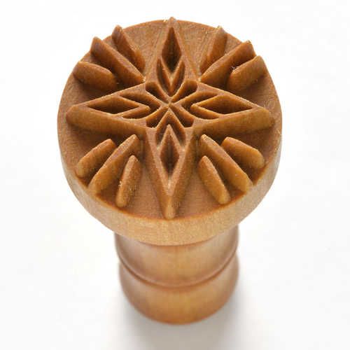 Medium Round Stamp 169 - Christmas Star