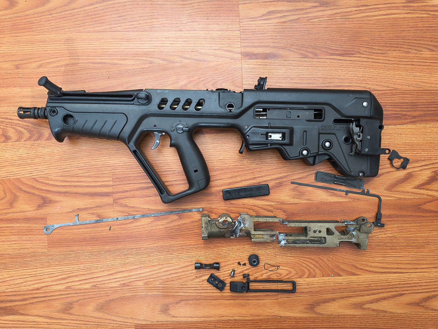 IWI Tavor TAR-21 Kit