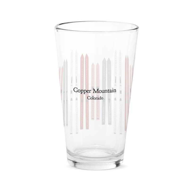 Skis Pint Glass