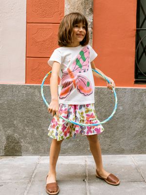 Mariposa Del Alba Graphic Tee