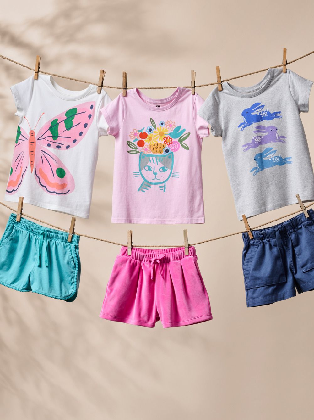 Mariposa Del Alba Graphic Tee