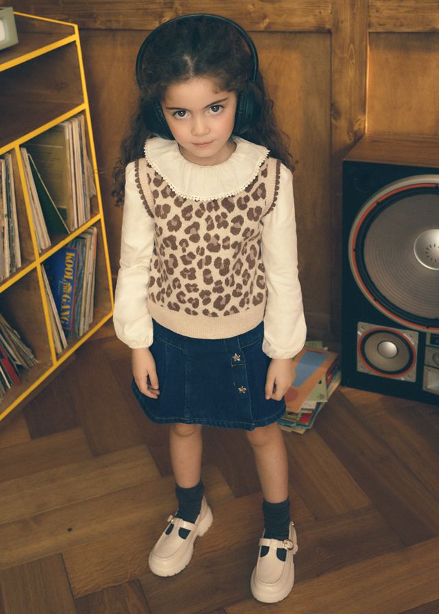 Chestnut Knitted Vest