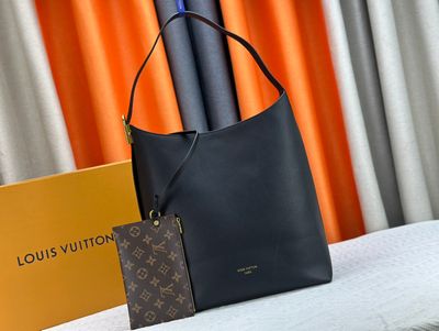 Louis Vuitton women bag LFB08