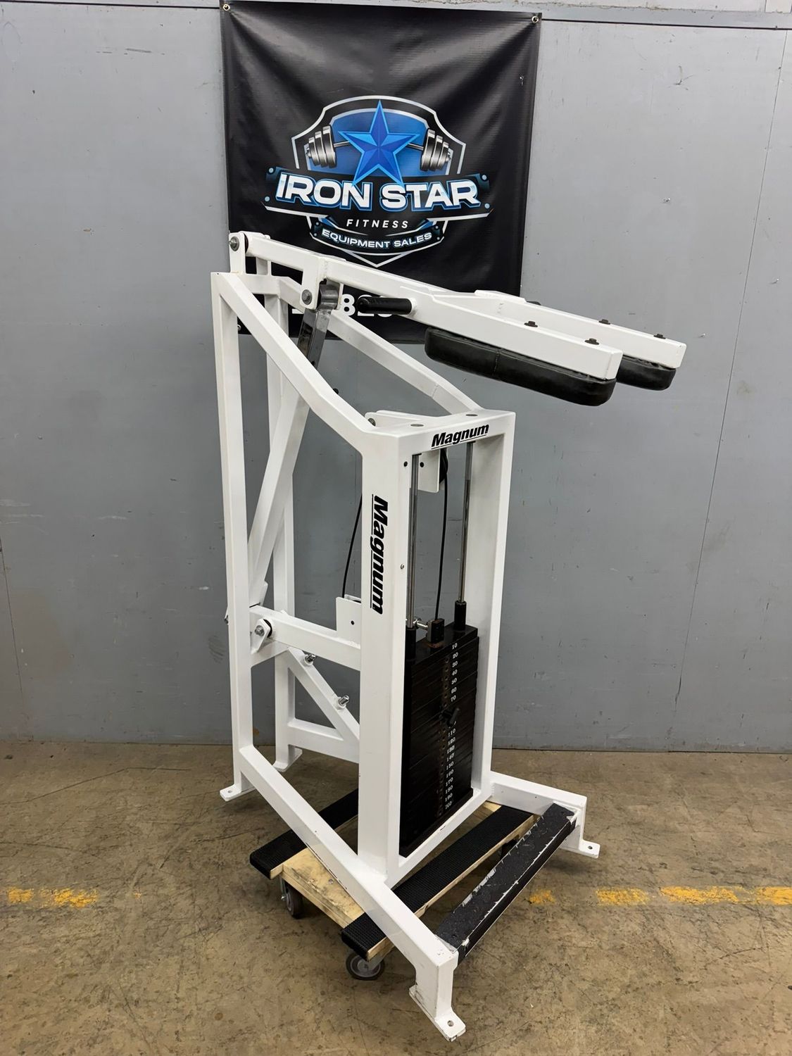 Magnum Standing Calf Raise