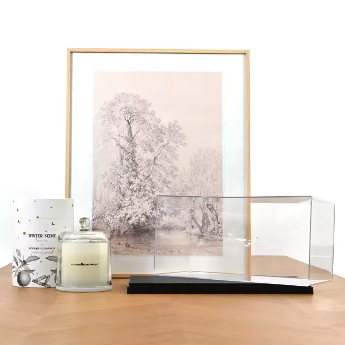 Norev 1:18 - Vitrine met zwarte onderkant