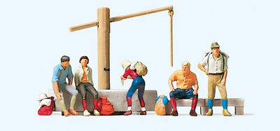 Preiser  10441 - Rustende personen bij dorpswaterbron H0