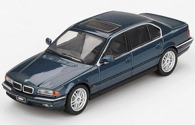 Mini GT 1:64 - BMW 750 IL (E39) '98, blauw metallic (Sorrento Blue)