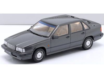 TRIPLE 9 1:18 - Volvo 850 1993, donker grijs