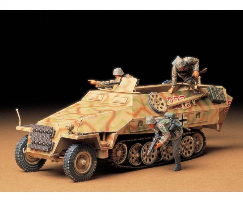 Tamiya 35195 - Ger. SdKfz.251/1 Halftr.Per.Car. 1:35