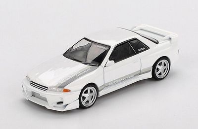 Mini GT  1:64 - Nissan Skyline GT-R (R32) Veilside Combat C-I '11, wit