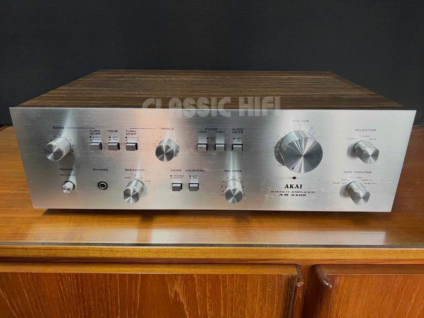 AKAI AM-2400 AKAI AM-2400