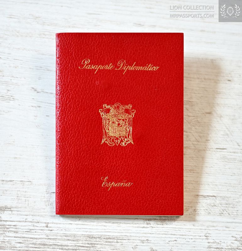 Spain, 1978-1982 Diplomatic Passport, time of transition to democracy, excellent condition, lots of visas, cold war era