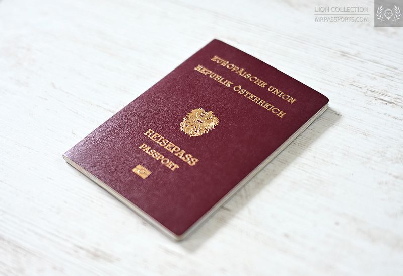 Austria, 2015 biometric passport / e-passport, mint condition