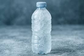 BOUTEILLE D EAU