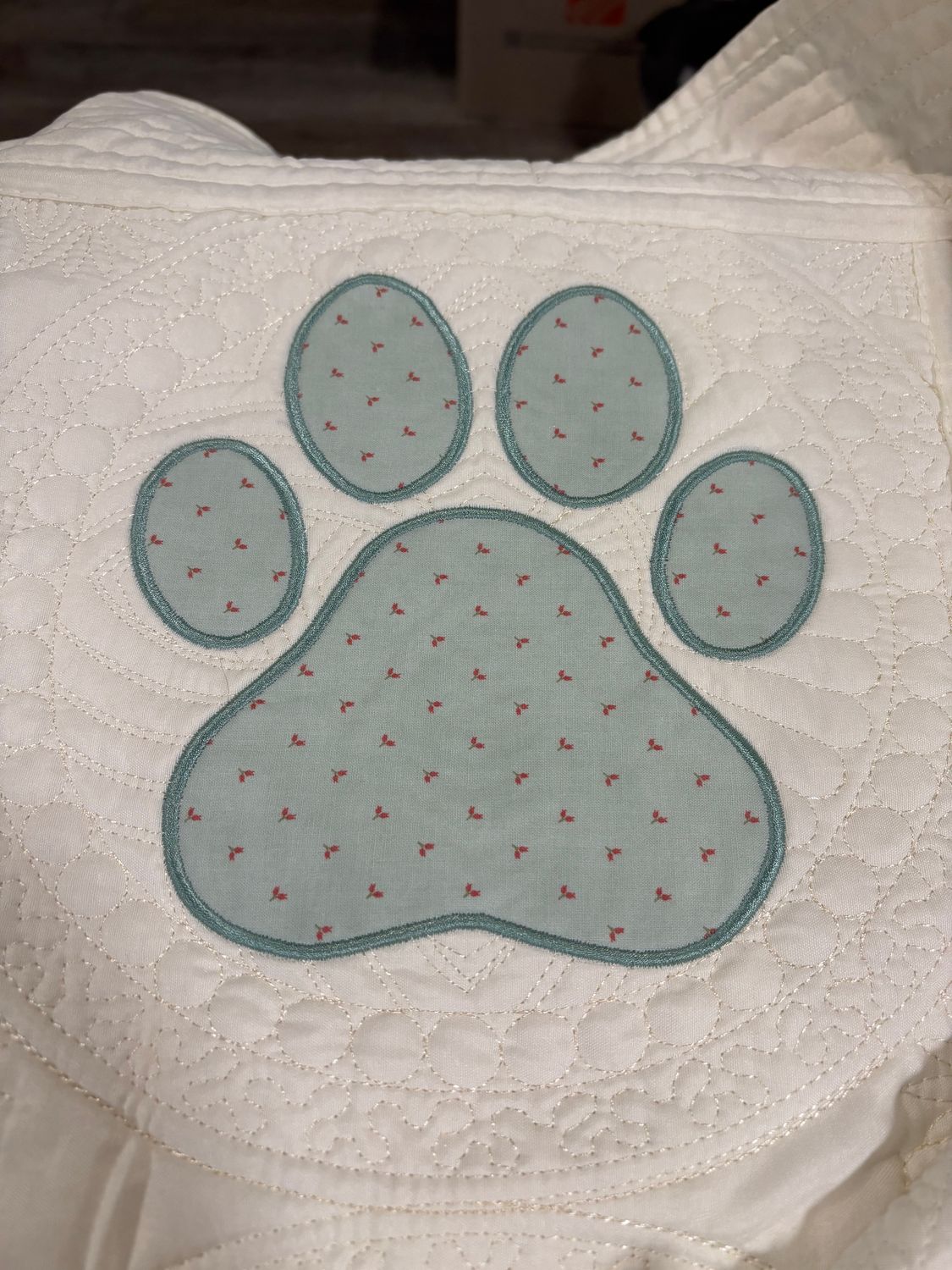 Dog Paw Lap Quilt
