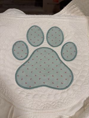 Dog Paw Lap Quilt