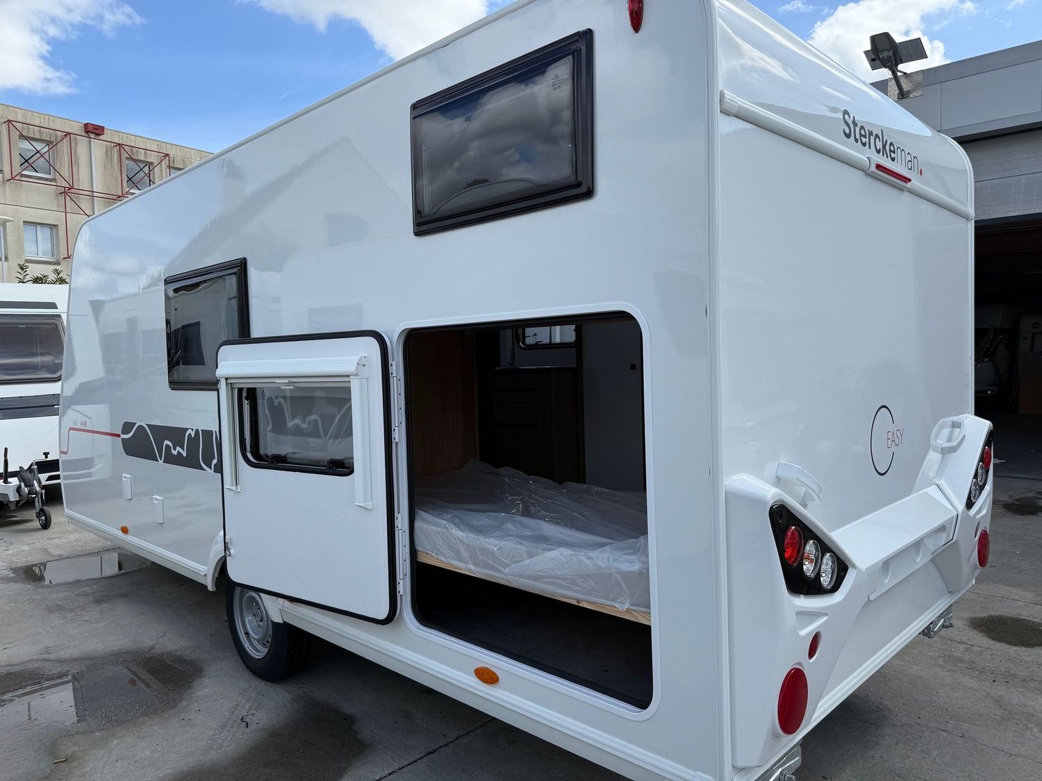 STERCKEMAN 4996 PE EASY 2027 24 385€ STERCKEMAN 4996 PE EASY 2027 24 385€