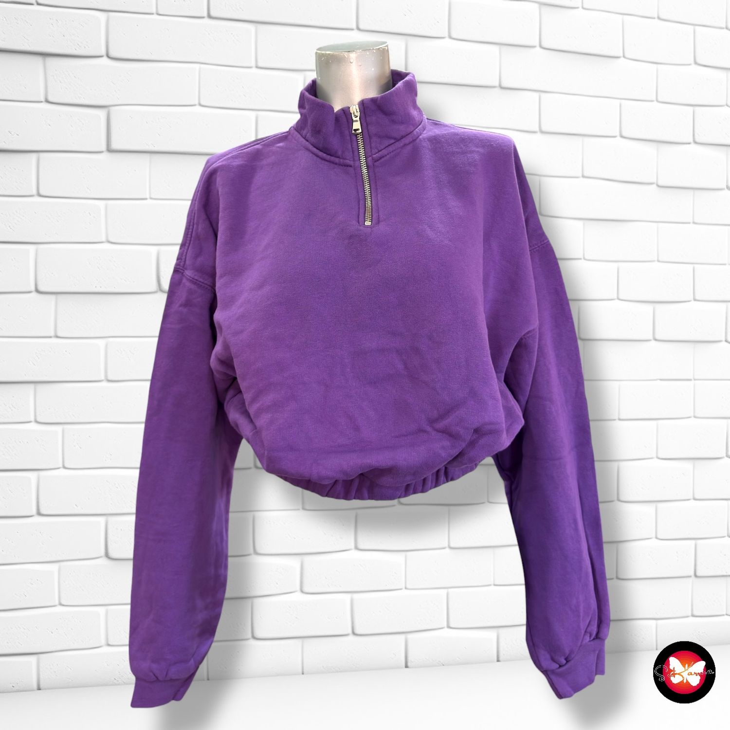 **HOY** Sudadera cropped BERSHKA Talla M