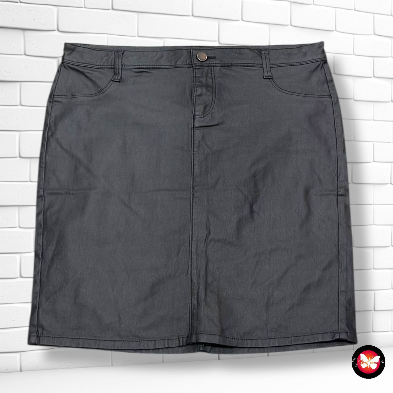 **HOY** Falda vaquera engomada YESSICA Talla 46