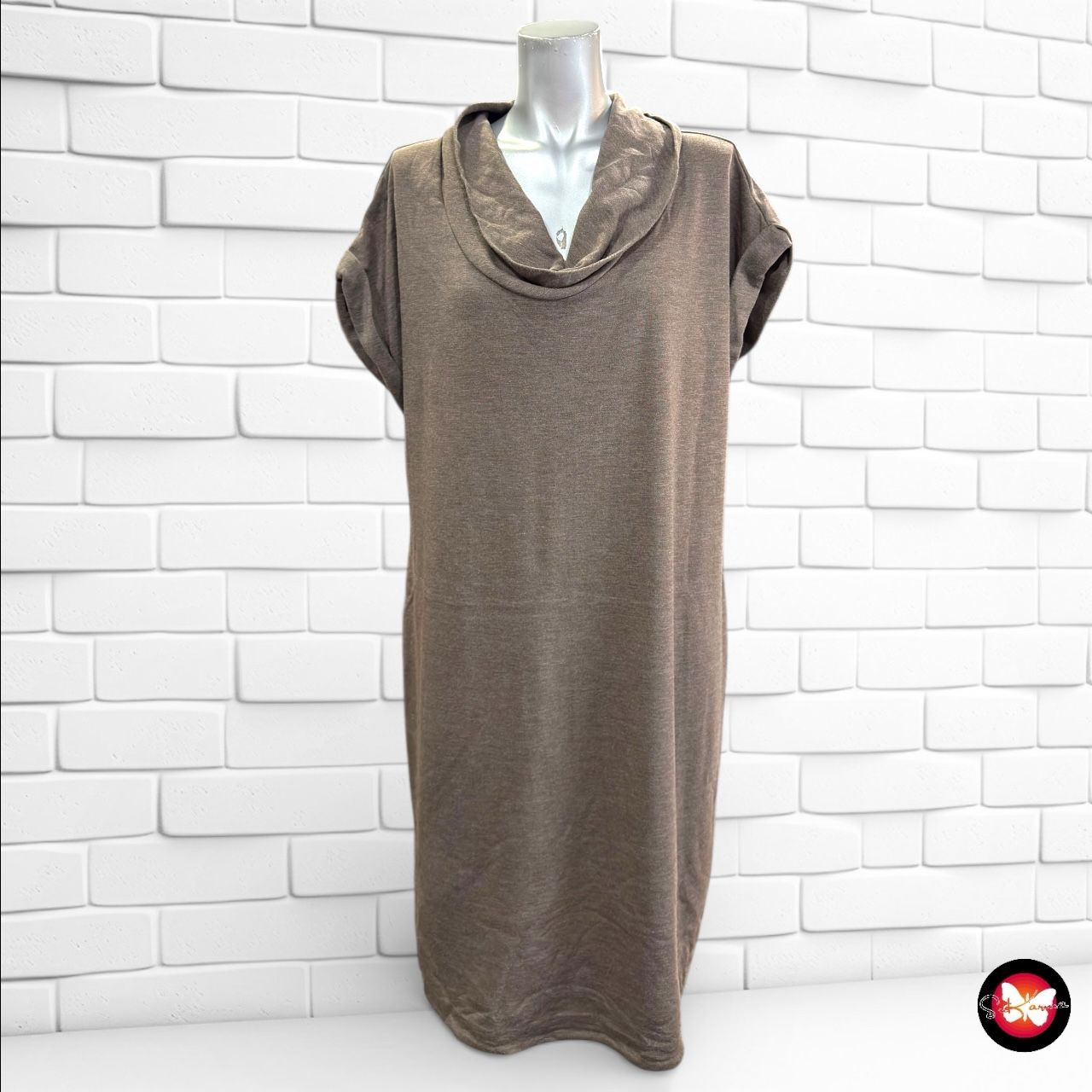 **HOY** Vestido de manga corta y cuello vuelto ZENDRA Talla 48