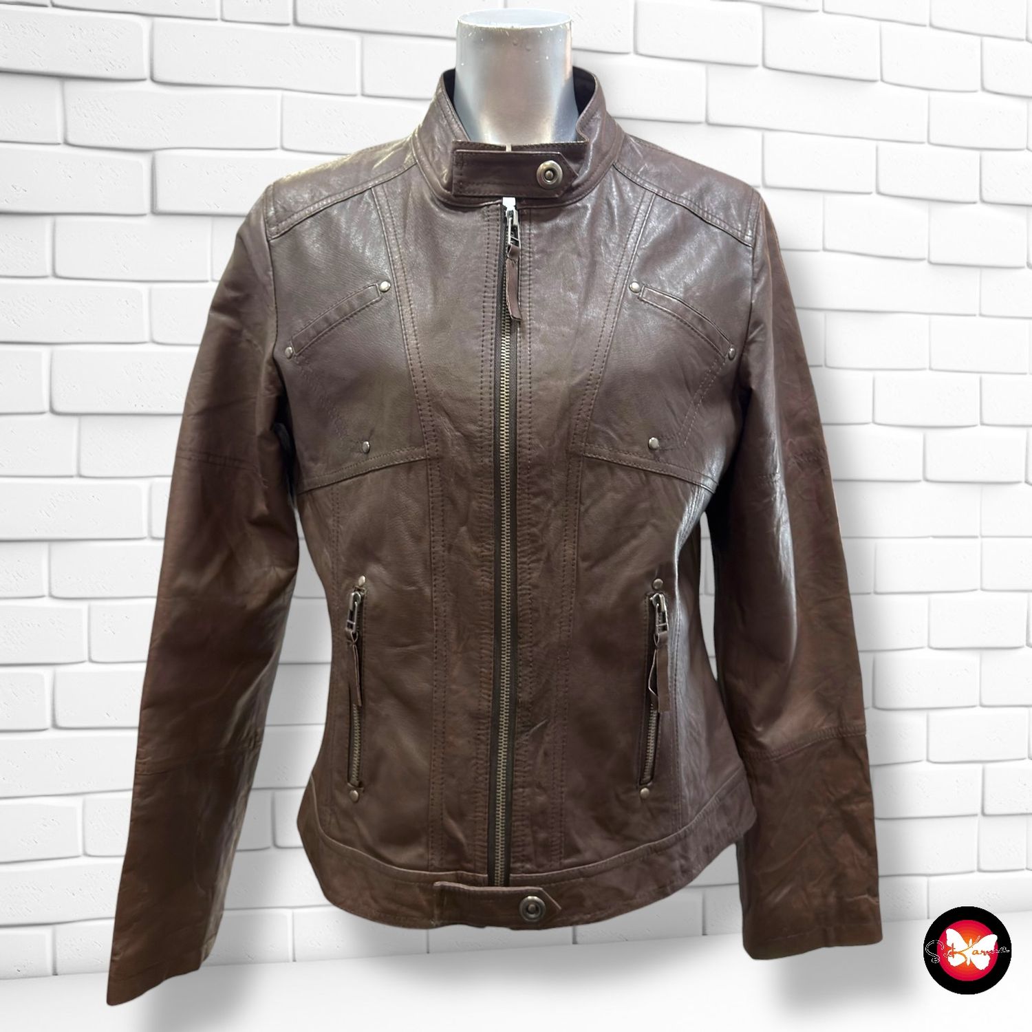 **HOY** Cazadora de piel Talla 38