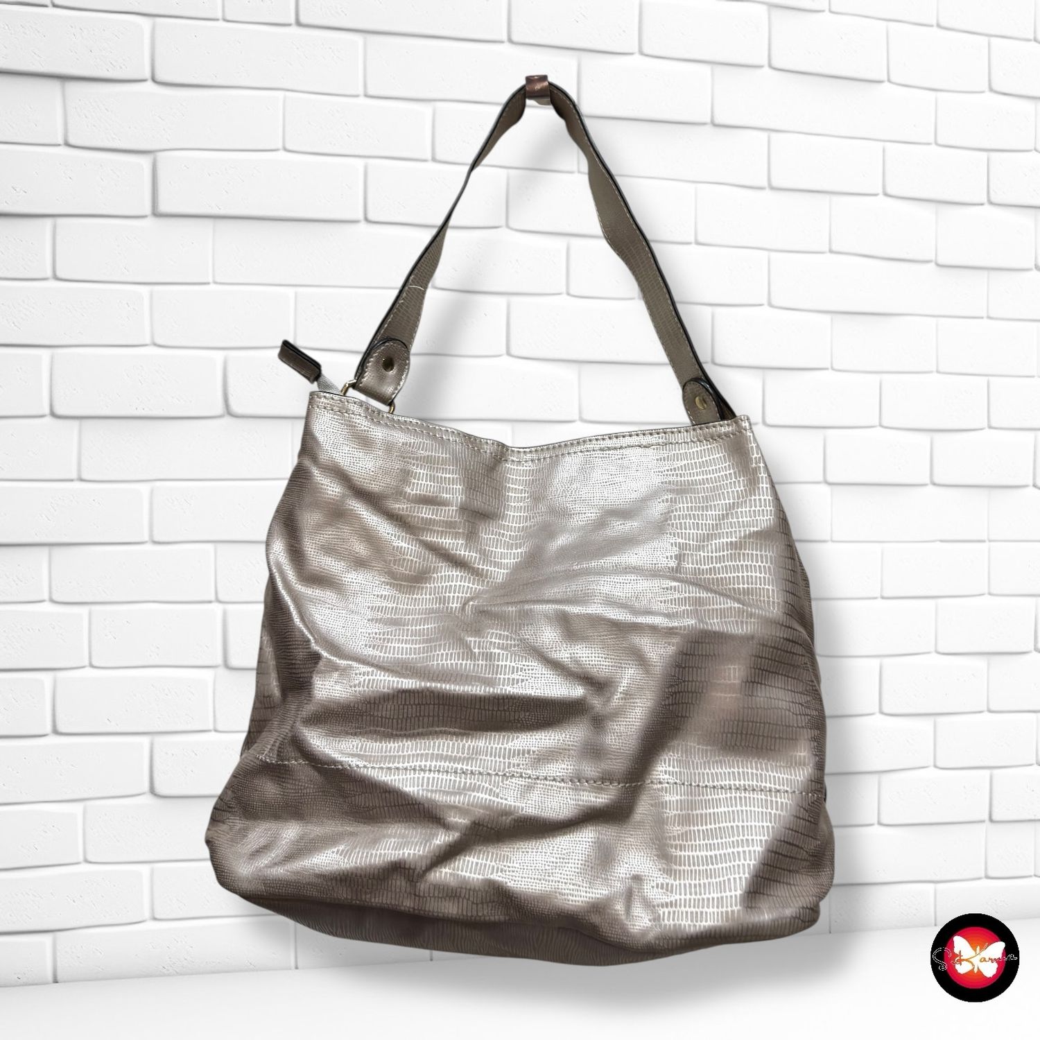 Bolso de hombro de piel sintética