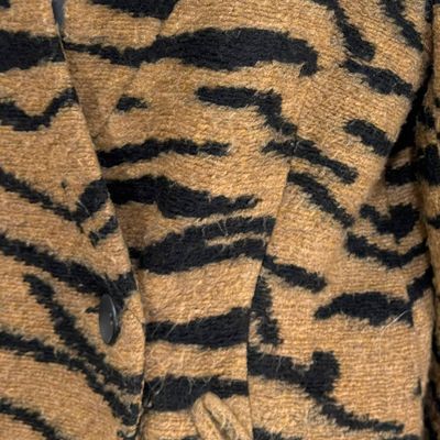 **HOY** Abrigo animal print STRADIVARIUS Talla S