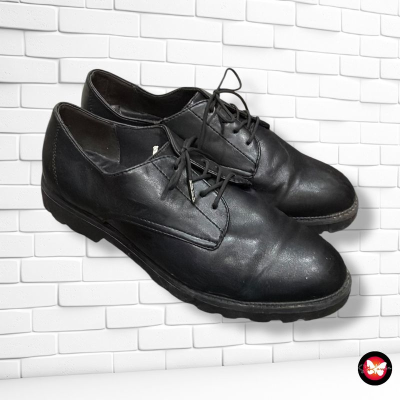 **HOY** Zapatos de piel TAMARIS T40