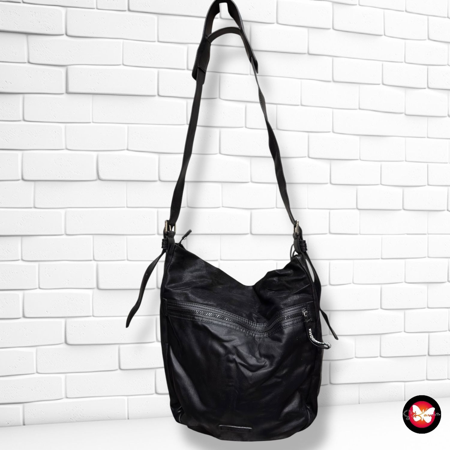 **HOY** Bolso bandolera con aplique para hombro