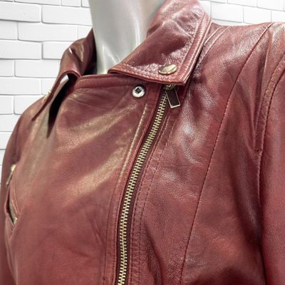 **HOY** Cazadora de piel STRADIVARIUS Talla L