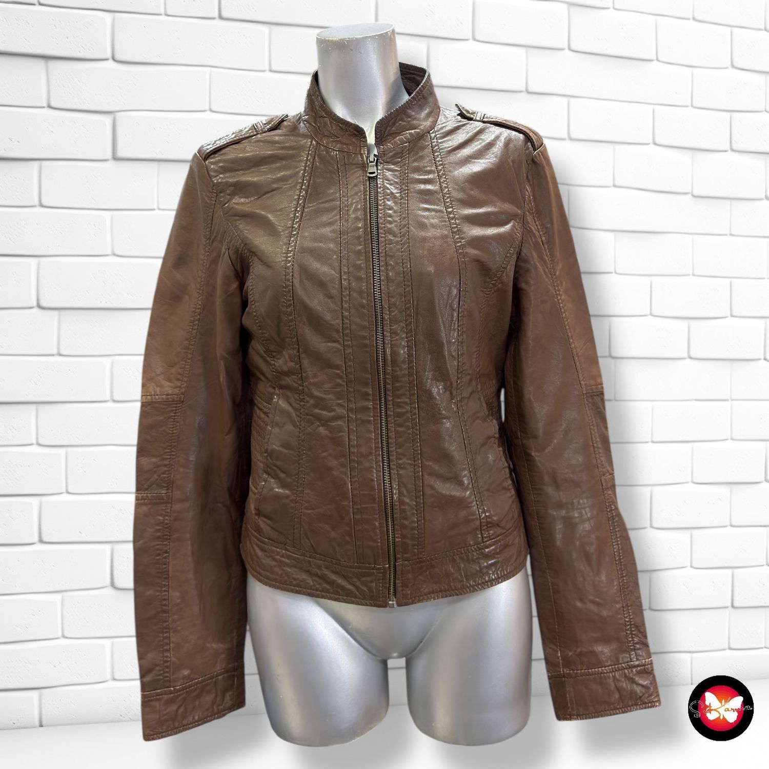 **HOY** Cazadora de piel Talla S