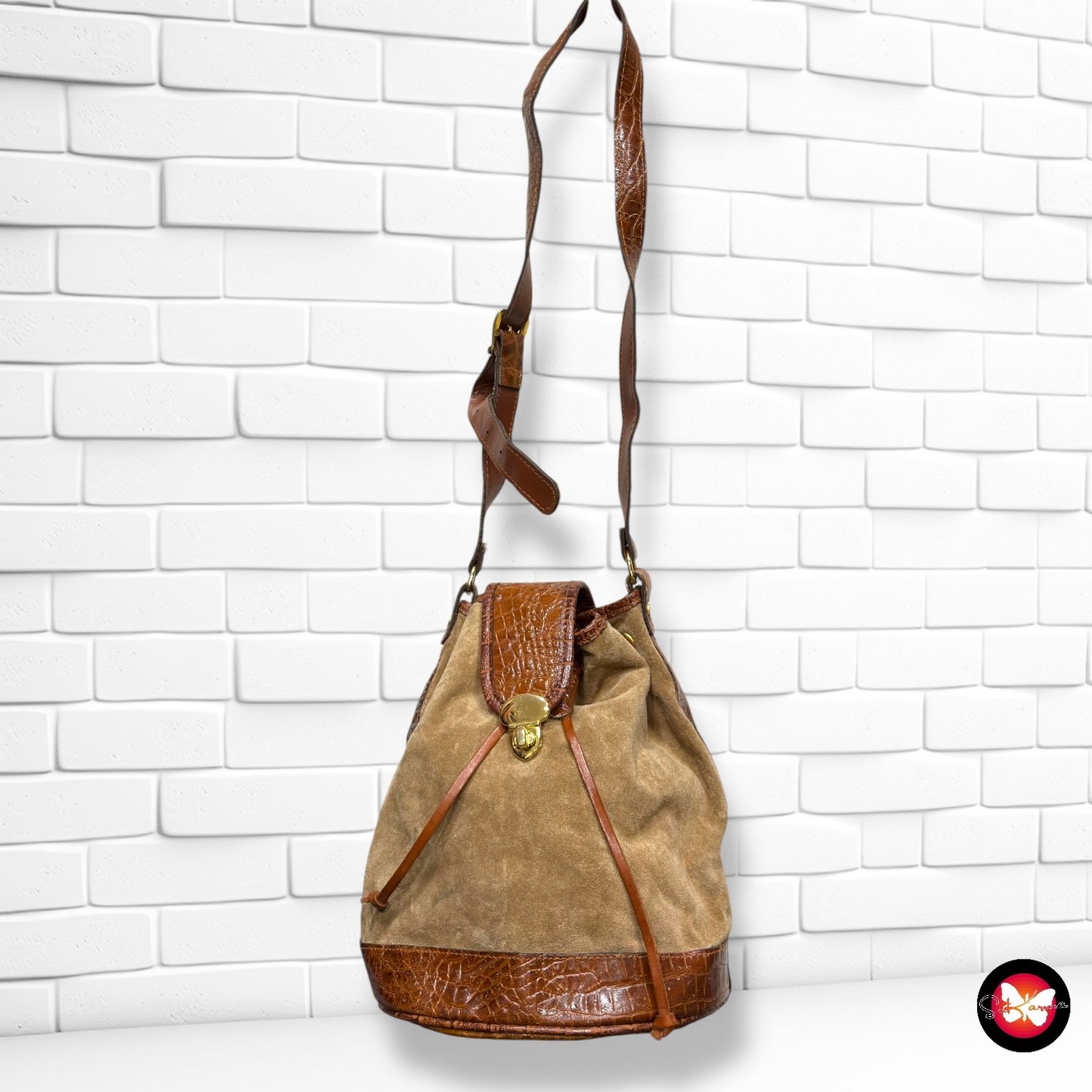 **HOY** Bolso tipo bombonera de ante