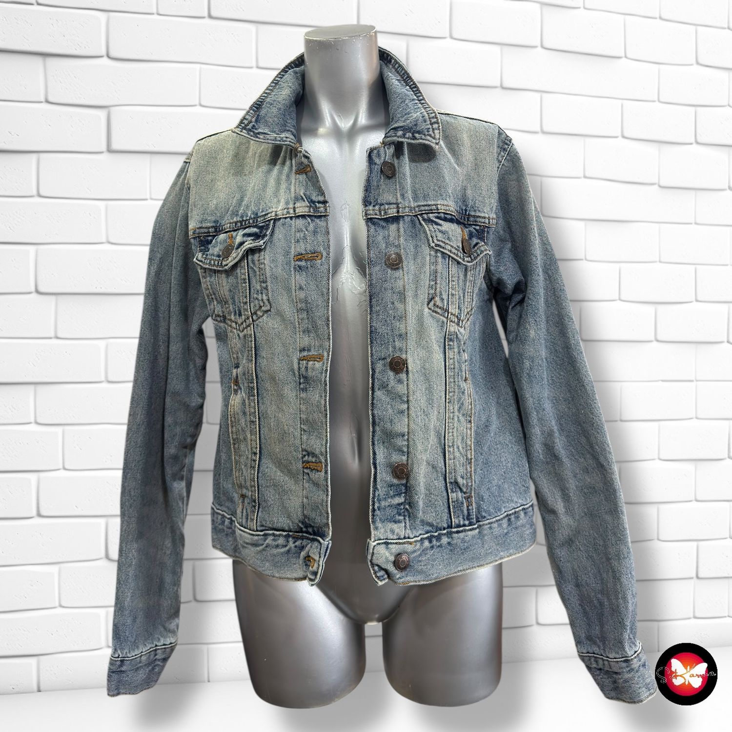 **HOY** Cazadora vaquera DENIM&amp;CO. Talla 38