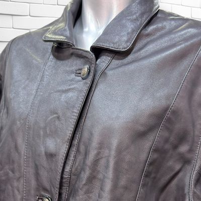 **HOY** Chaquetón vintage de piel Talla 40