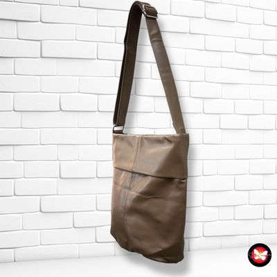 **HOY** Bolso bandolera de piel sintética