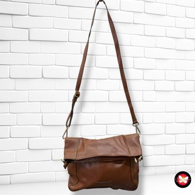 **HOY** Bolso bandolera de piel sintética ESPRIT