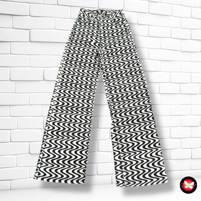 **HOY** Pantalón vaquero ancho de pierna estampado DIVIDED Talla 34 (pequeña)