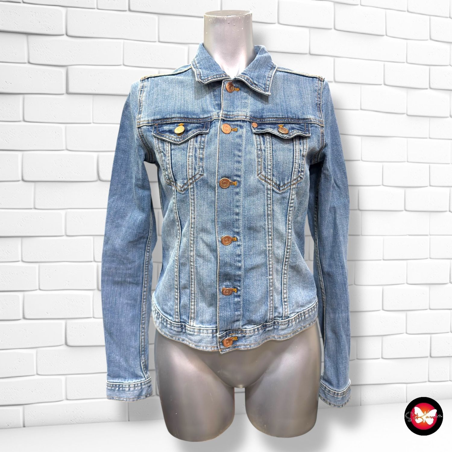 **HOY** Cazadora vaquera Talla 38 (pequeña)