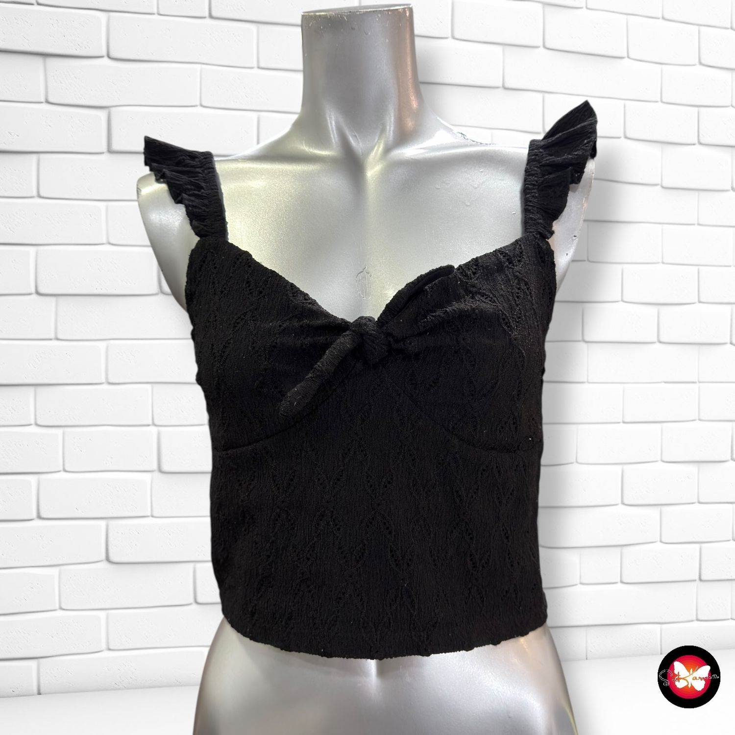 **HOY** Blusa cropped con encaje Talla S/M