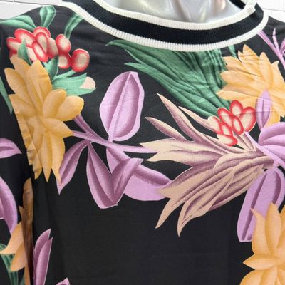 **HOY** Blusa de manga larga de flores Talla 38