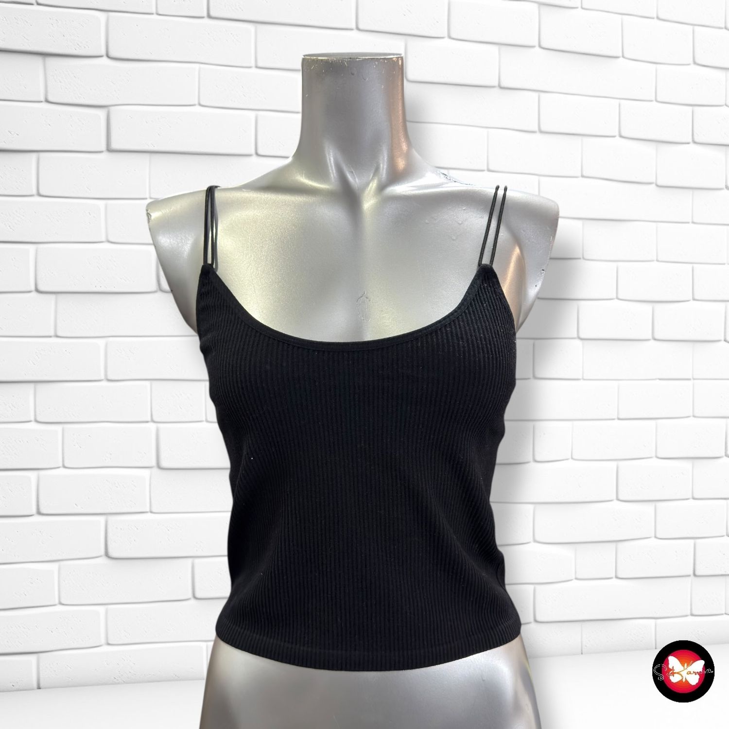 **HOY** Camiseta cropped de tirantes ZARA Talla L