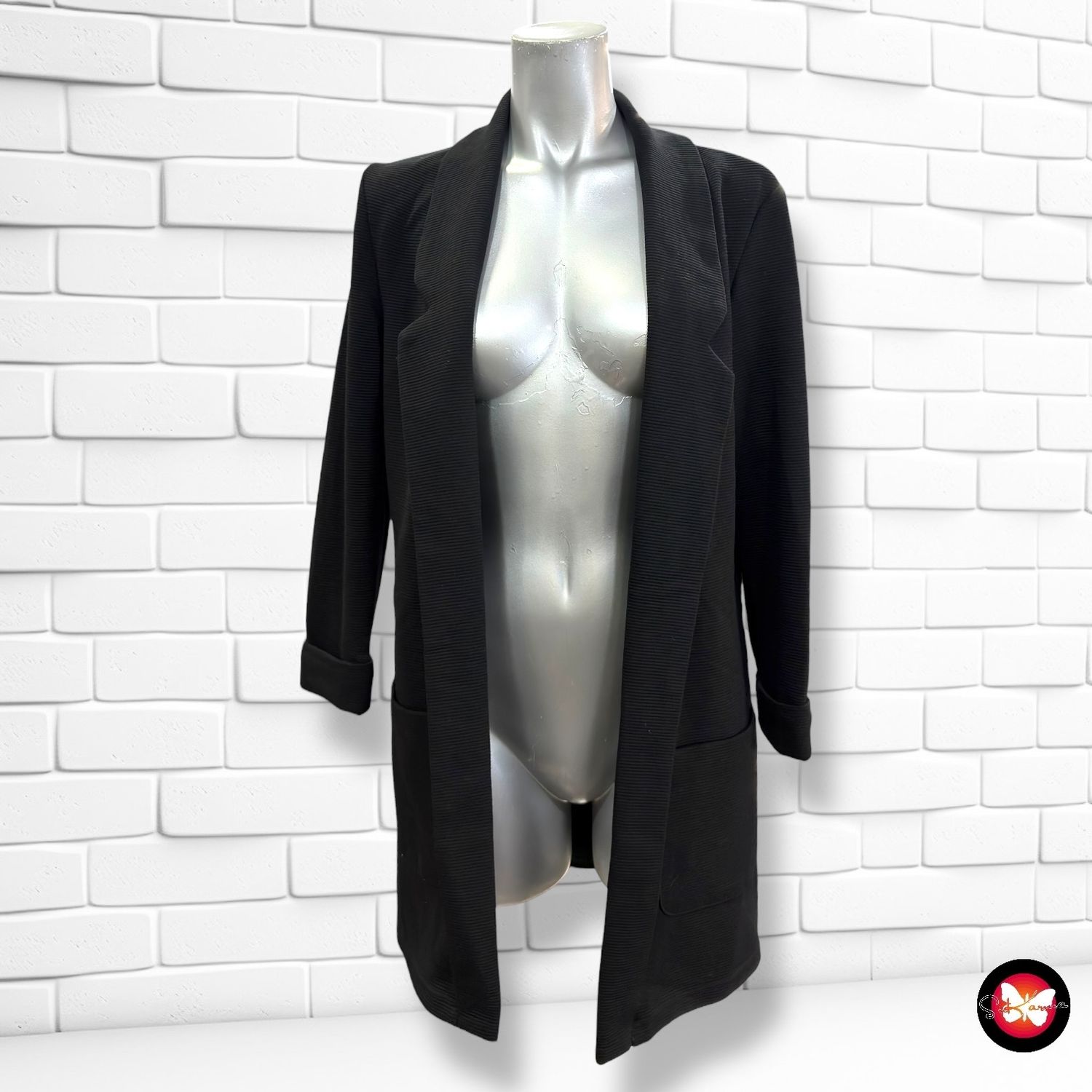 **HOY** Blazer básica AMISU Talla 36