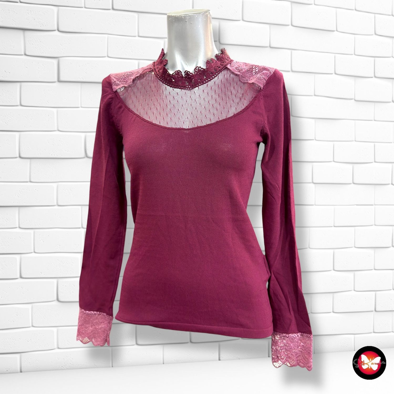 **HOY** Blusa con transparencias y encaje MORGAN Talla M