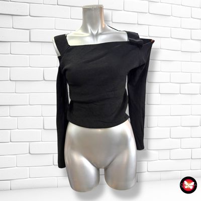 **HOY** Jersey de manga larga con hombros descubiertos STRADIVARIUS Talla L