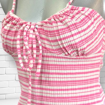 **HOY** Vestido canalé de rayitas BERSHKA Talla M (pequeña)