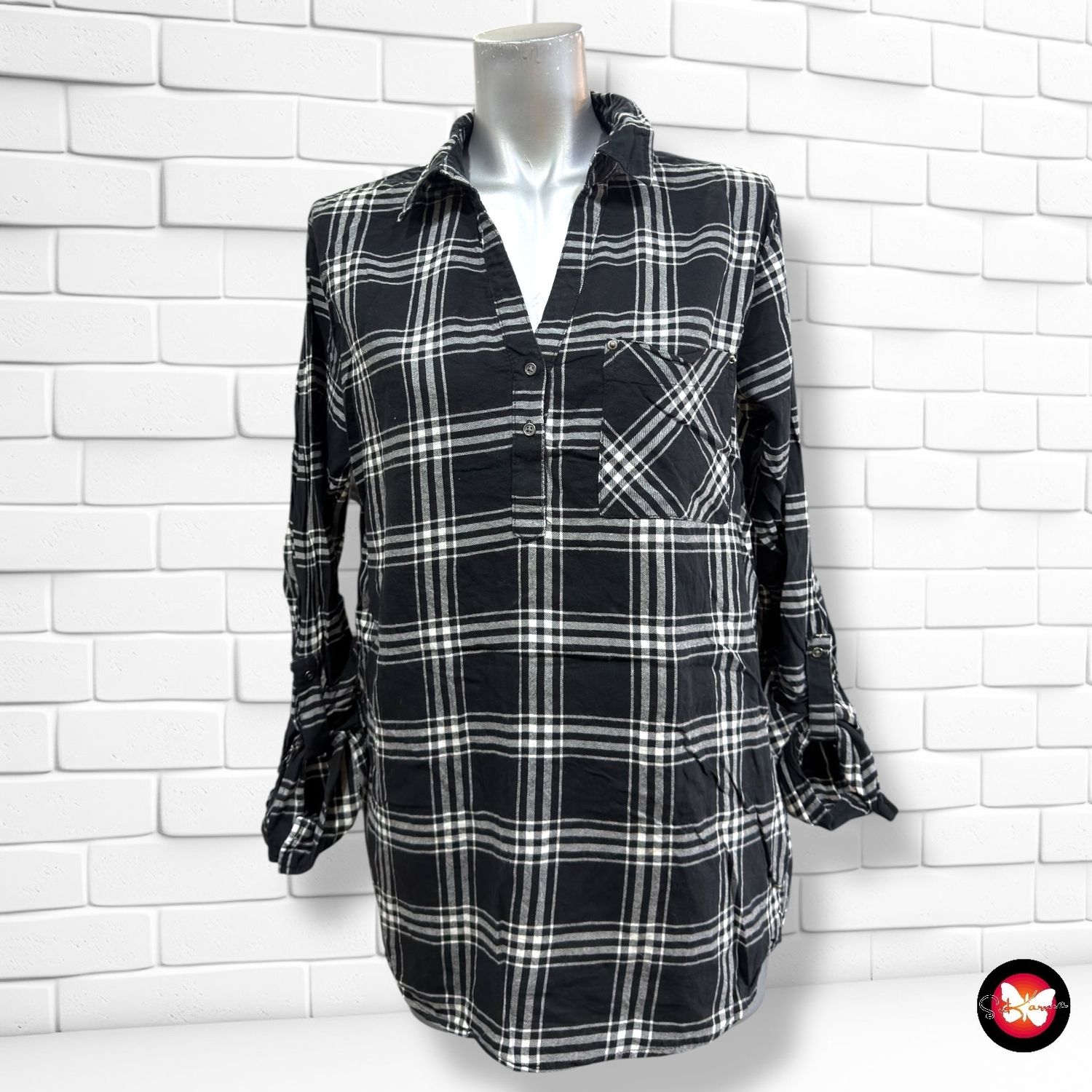 **HOY** Blusa de manga larga de cuadros JEAN PASCALE color Negro y blanco Talla 36