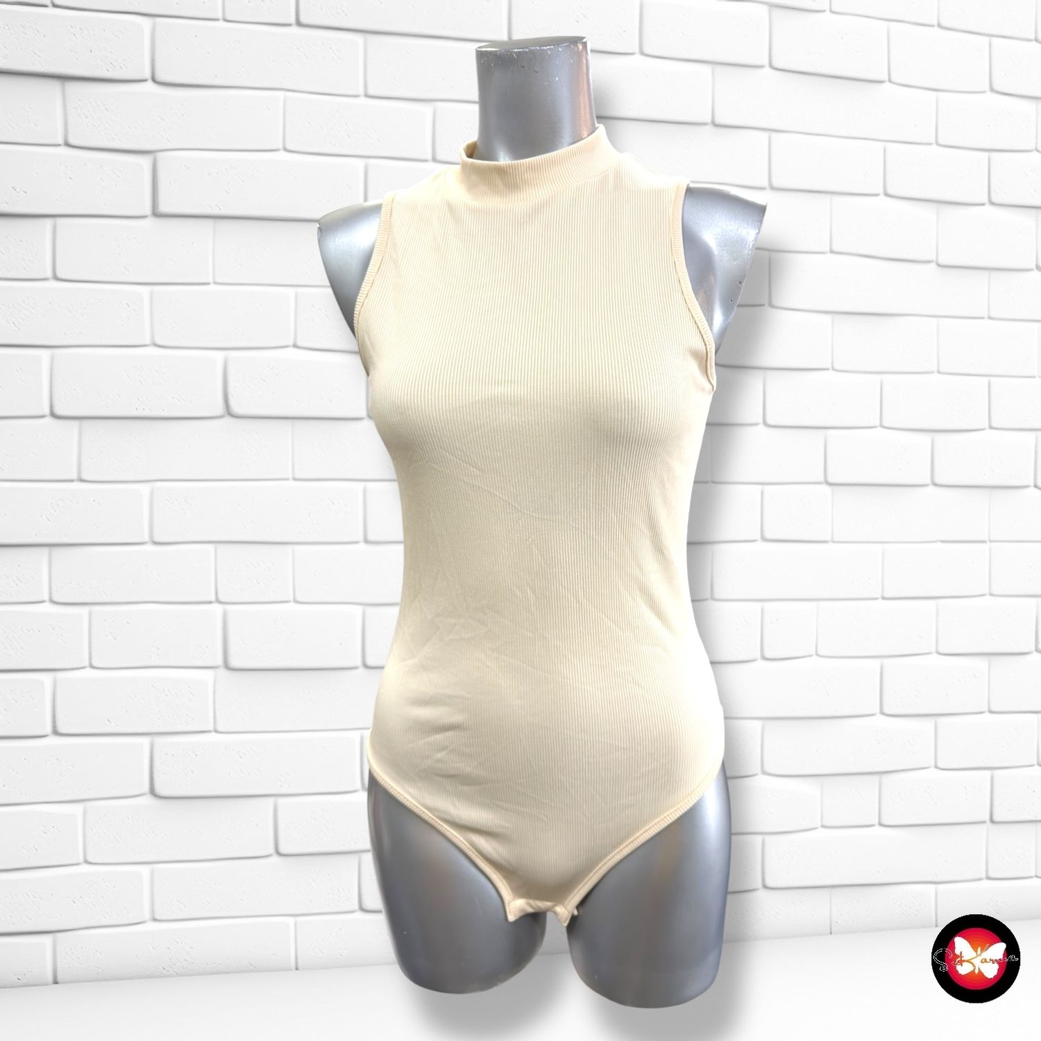 **HOY** Body canalé sin mangas SHEIN color Crema Talla M