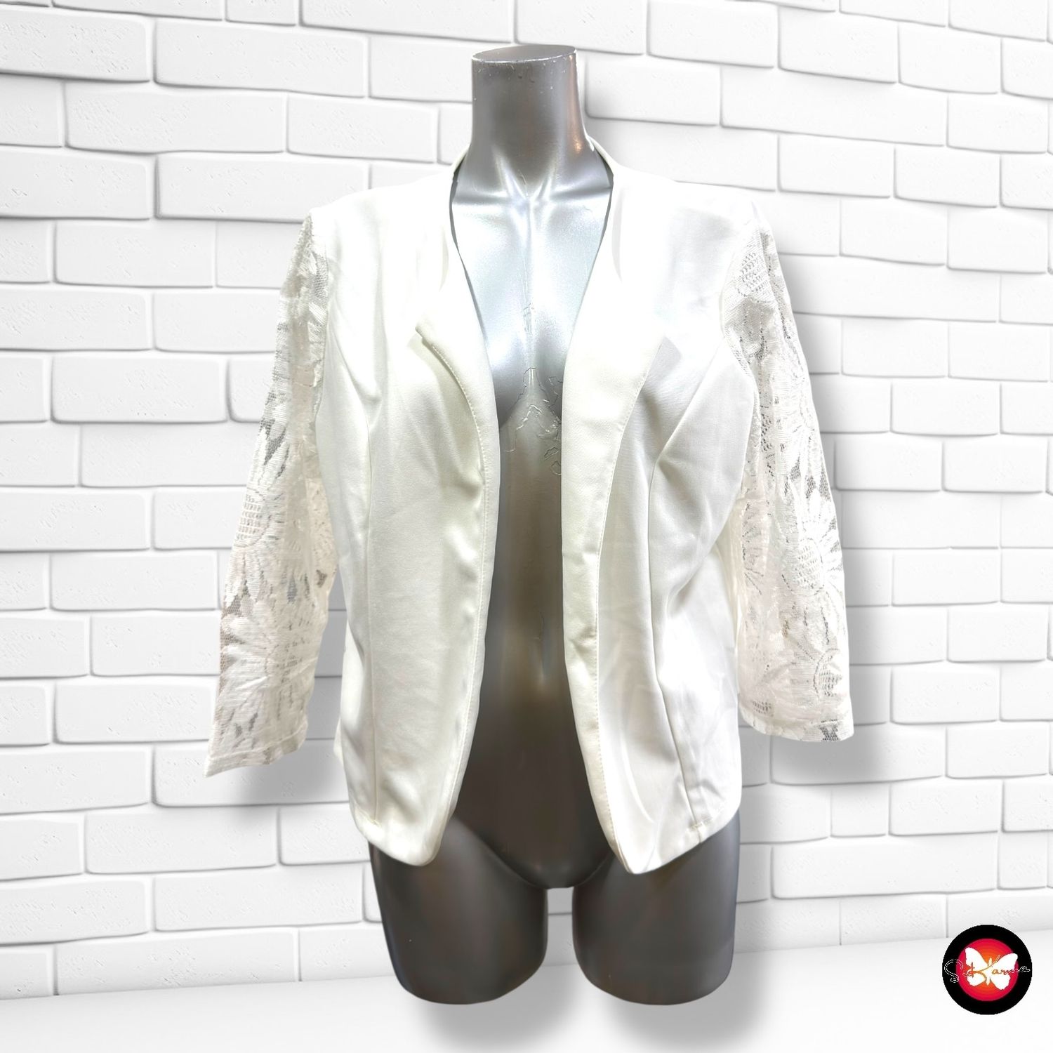 **HOY** Chaqueta con mangas de encaje  color Blanco Talla L