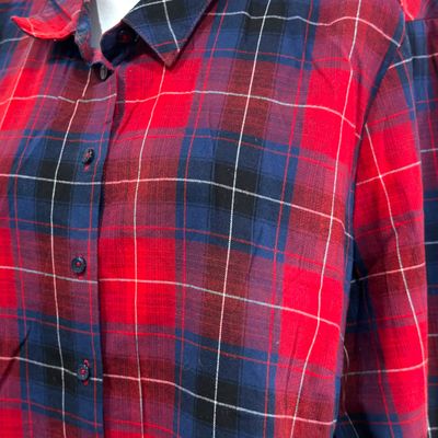 **HOY** Camisa de manga larga de cuadros C.C. LUKE color Rojo y azul Talla 44